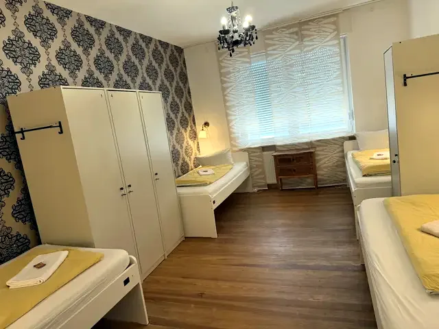 Zimmer 32